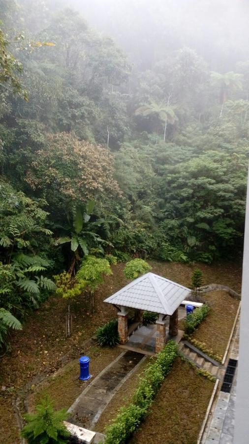 Azizi&Yati Muslim Homestay Cameron Highlands Kültér fotó